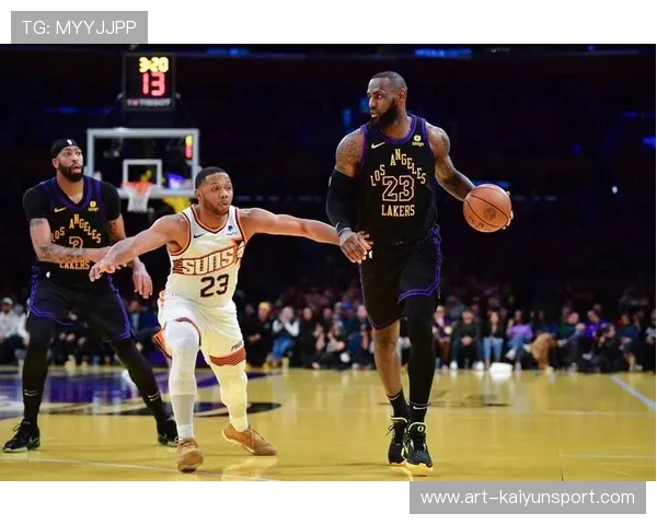 震撼全场NBA激烈对决现场画面瞬间捕捉球员激情与比赛高潮
